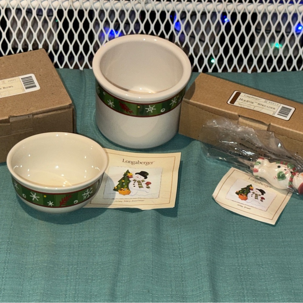 Longaberger Holiday Pottery Set - Crock, Bowl and Spreader ALL NEW.